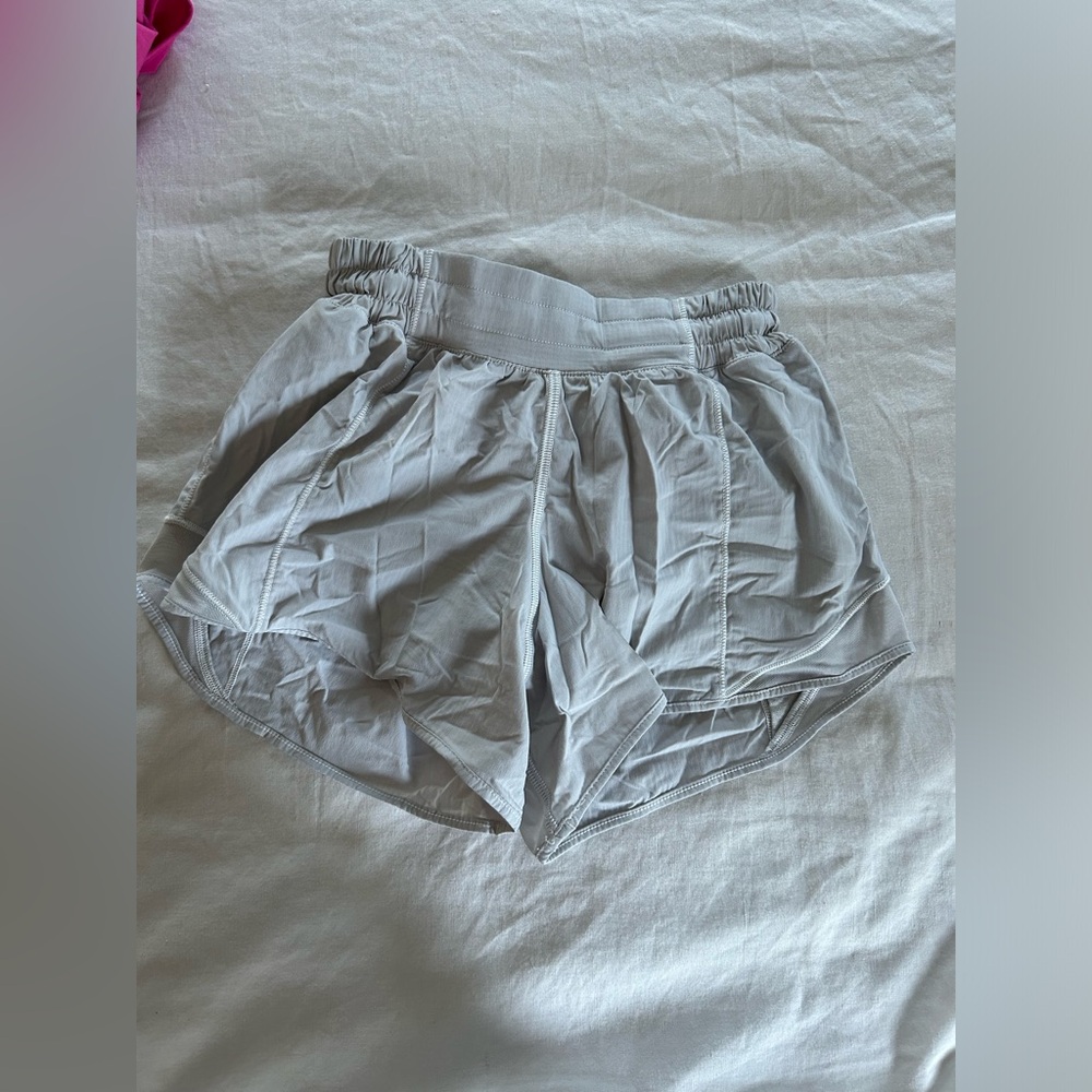 Lululemon white hotty hot shorts